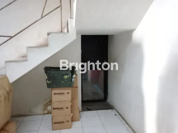 image DI JUAL RUMAH MEWAH SIAP HUNI DI TANGERANG SELATAN PAMULANG, 5 MENIT KE JALAN UTAMA PAMULANG, 7-10 MENIT KE PASAR PAMULANG, 10 MENIT KE PAMULANG SQUARE, 15-20 MENIT KE BSD CITY (1)