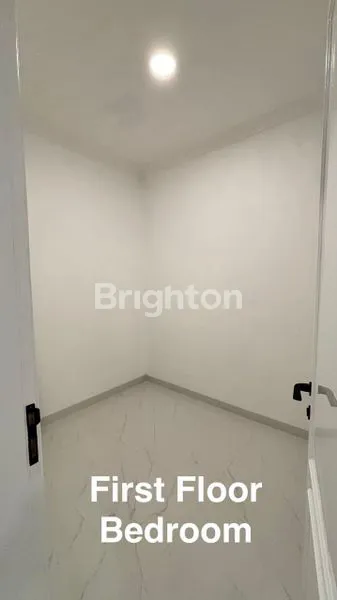 image RUMAH BARU 2 LANTAI AMERICAN CLASSIC SUNTER GRAHA PRATAMA (7)