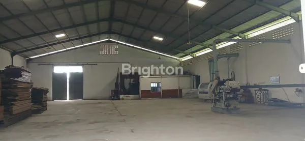 image DIJUAL GUDANG BAGUS DITERBOYO (5)