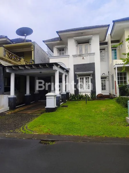 image RUMAH 2 LANTAI LT 144 M2 DI KOTA WISATA (1)