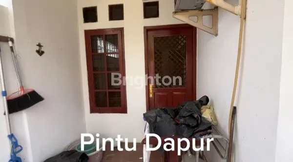 image RUMAH 2 LANTAI (HOOK) RAPIH DAN ASRI (7)