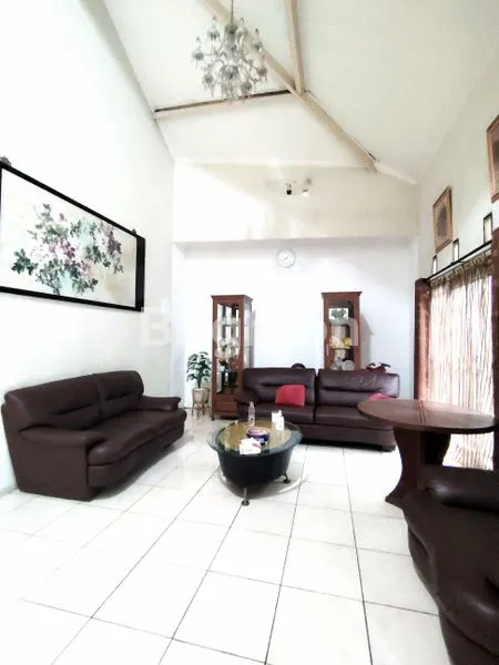 image RUMAH LUAS KEBON PEDES TANAH SAREAL BOGOR (8)