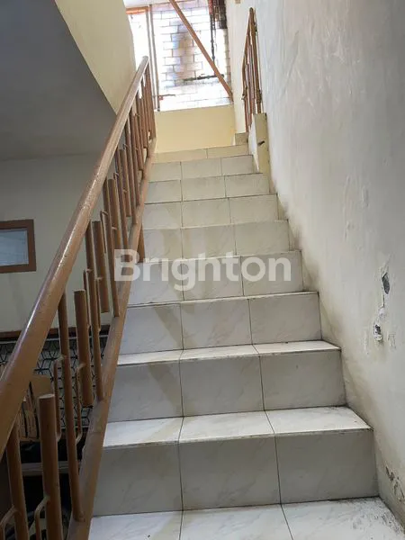 image RUMAH SIAP HUNI TERAWAT DAN LINGKUNGAN ASRI BENDUL MERISI (2)