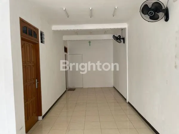 image RUMAH SIAP HUNI TERAWAT DAN LINGKUNGAN ASRI BENDUL MERISI (4)