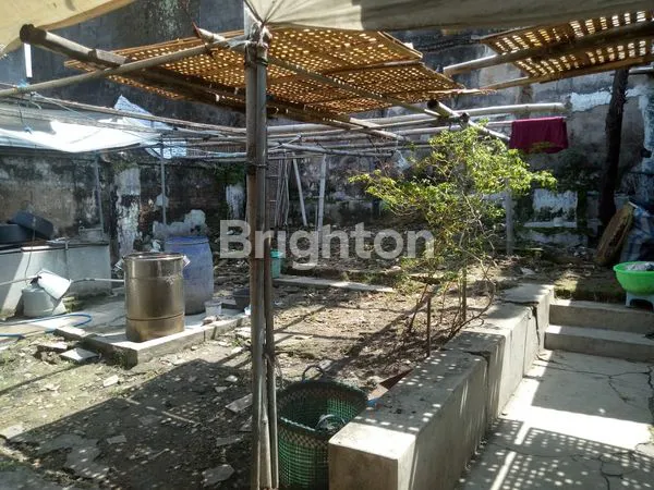 image RUMAH SECOND AREA JEBRES DEKAT STASIUN SOLO BALAPAN (4)