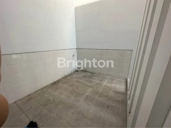 image KERTAJAYA INDAH MINIMALIS BARU GRESS SIAP HUNI, ROW JALAN LEBAR (5)