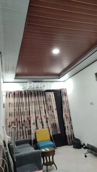 image RUMAH ASRI NYAMAN DAN STRATEGIS DI GRAHA RAYA BINTARO  (2)