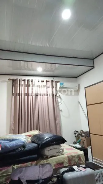 image RUMAH ASRI NYAMAN DAN STRATEGIS DI GRAHA RAYA BINTARO  (5)