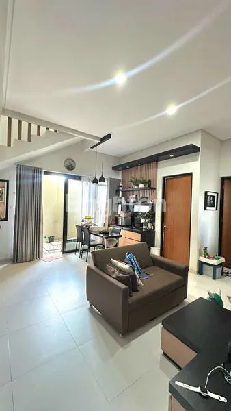 image RUMAH BAGUS 1,5 LANTAI FURNISH DI AUSTINVILLE DIENG (6)