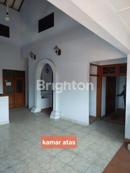 image DI SEWA KAN RUMAH 2 LT. DGN 7 KAMAR TIDUR (4)