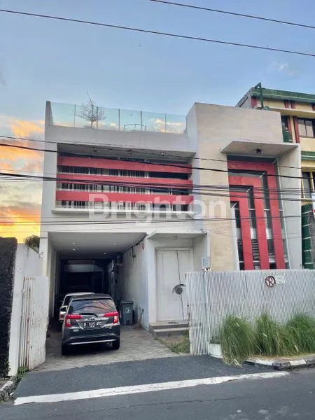 image RUMAH KANTOR GUDANG LOKASI STRATEGIS DEKAT KAWASAN BISNIS GATSU,DI DENPASAR TIMUR (1)