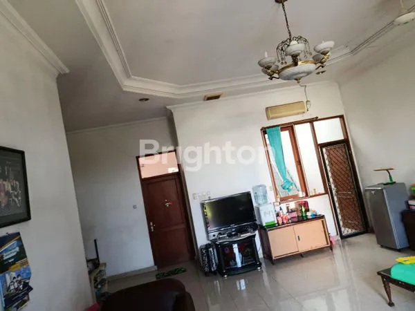 image DI JUAL CEPAT RUMAH 2,5 LANTAI RAPI SIAP HUNI DI PLUIT JAKARTA UTARA (3)