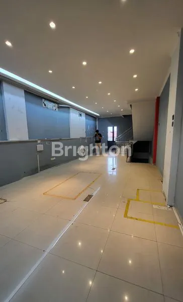 image RUKO 4 LANTAI COCOK UNTUK USAHA /KANTOR DEPAN STASIUN KERETA TEBET, JAKARTA UTARA (5)