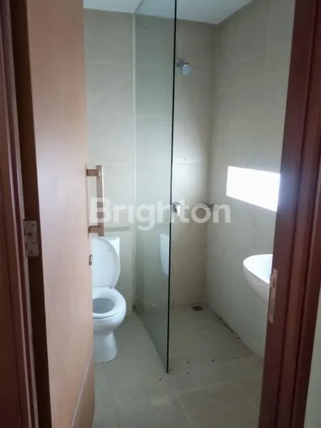 image DIJUAL RUMAH MINIMALIS 2 LANTAI DI CLUSTER CITRALAND DENPASAR (4)