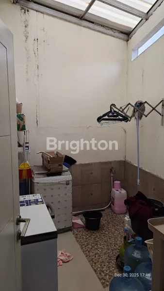 image RUMAH FULL RENOV SERPONG (CISAUK) – SIAP HUNI, FREE KITCHEN SET, KEAMANAN 24 JAM FASILITAS LENGKAP (4)