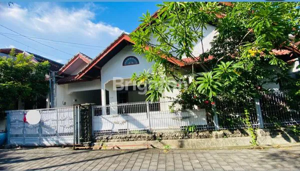image RUMAH NYAMAN DAN LUAS DI KAWASAN SIDAKARYA, DENPASAR SELATAN. (1)