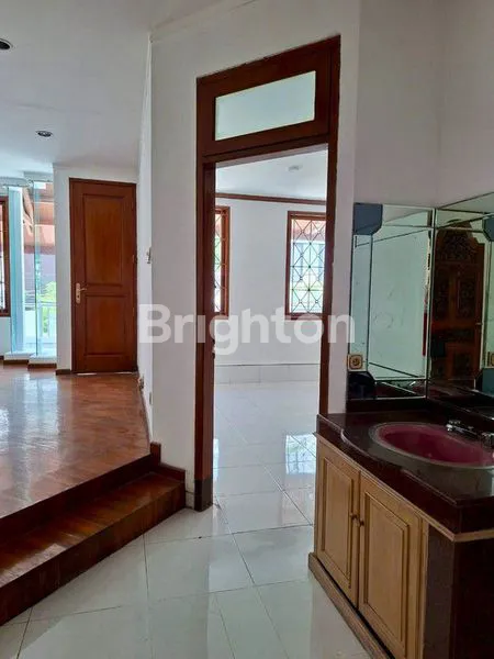 image RUMAH DI KAWASANA KELAPA GADING. (4)