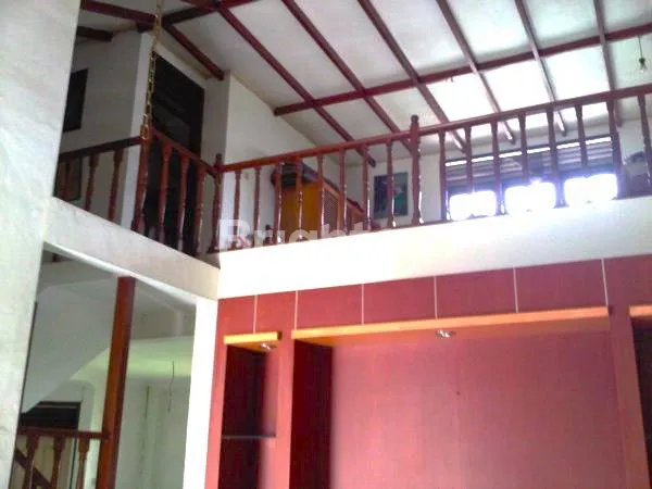 image RUMAH 2 LANTAI 4 KT DI BEKASI BARAT, DEKAT TOL & MALL (2)