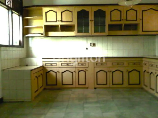 image RUMAH 2 LANTAI 4 KT DI BEKASI BARAT, DEKAT TOL & MALL (4)