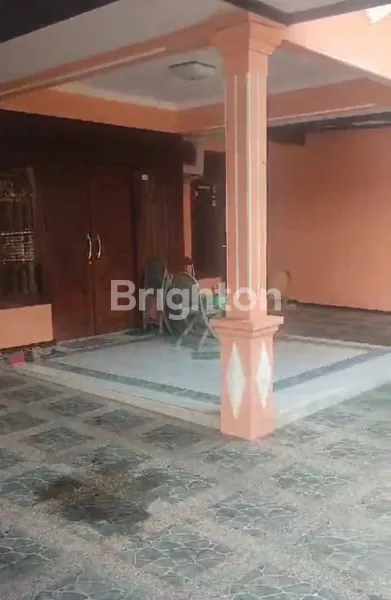 image RUMAH HOOK AREA SAWOJAJAR 1, AKSES 2 MOBIL,LOKASI STRATEGIS,DEKAT DENGAN SENTRA KULINER SAWOJAJAR,SEKOLAH DAN SELANGKAH KE EXIT TOL MADYOPURO (3)