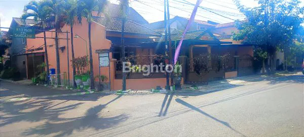 image RUMAH HOOK AREA SAWOJAJAR 1, AKSES 2 MOBIL,LOKASI STRATEGIS,DEKAT DENGAN SENTRA KULINER SAWOJAJAR,SEKOLAH DAN SELANGKAH KE EXIT TOL MADYOPURO (2)