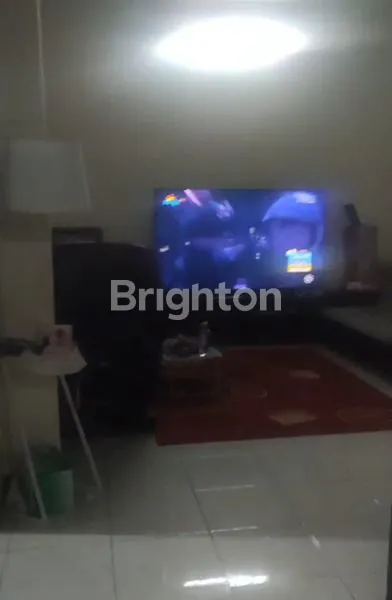 image RUMAH HOOK AREA SAWOJAJAR 1, AKSES 2 MOBIL,LOKASI STRATEGIS,DEKAT DENGAN SENTRA KULINER SAWOJAJAR,SEKOLAH DAN SELANGKAH KE EXIT TOL MADYOPURO (8)