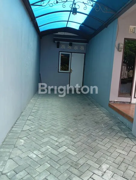 image RUMAH BESAR POJOK SAMPING TOLL (7)