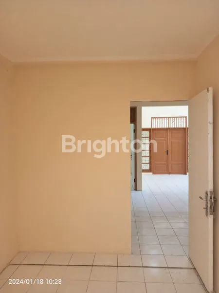 image RUMAH HOOK DEPAN TAMAN, LT 210M² DI CITRA GARDEN (8)