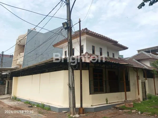 image RUMAH HOOK DEPAN TAMAN, LT 210M² DI CITRA GARDEN (1)