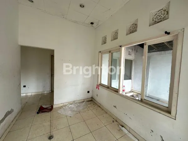 image RUMAH KLASIK DI PURI CANDRA ASRI KETEWEL , GIANYAR (3)