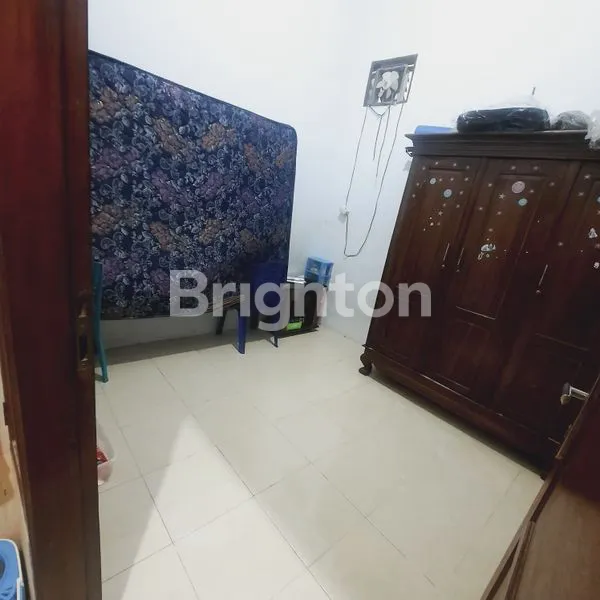 image RUMAH PLUS WARUNG DI WARAKAS TANJUNG PRIOK (7)