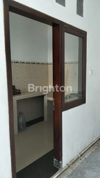 image RUMAH LUAS 2 LANTAI 5 KT DI LOKASI STRATEGIS DI PANJER DENPASAR SELATAN (7)