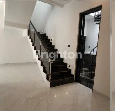 image RUMAH BARU AMERICAN CLASSIC 2 LT DI GALAXY BUMI PERMAI (5)