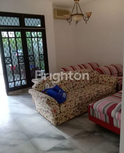 image RUMAH GREEN GARDEN JAKARTA BARAT (3)