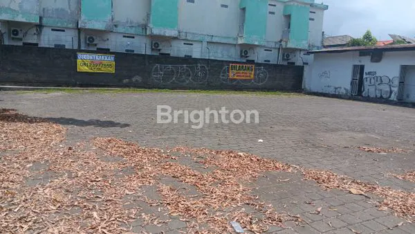 LAHAN 8 ARE SUDAH DI PAVING DI LOKASI STRATEGIS DEKAT JL. BYPASS IB.MANTRA