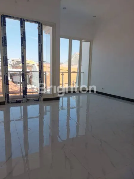 image RUMAH BAGUS BARU GRESS 2 LANTAI MULYOSARI UTARA DEKAT MERR KENJERAN, SUTOREJO, WISMA PERMAI, ITS, UNAIR, PAKUWON CITY, GALAXY MALL (3)