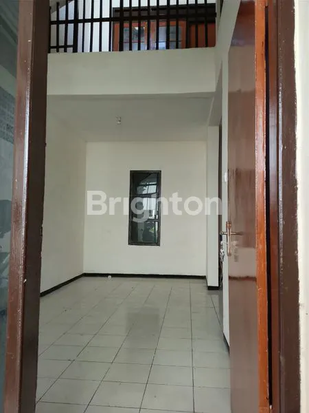 image DIJUAL RUMAH 2 LANTAI TIDAR MALANG (2)
