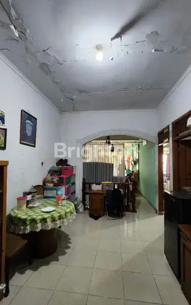 image RUMAH SIAP HUNI, LT 200M² DEKAT GANDARIA CITY (2)