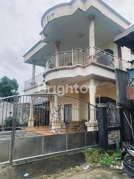 image RUMAH MEWAH TINGKAT 2 STRATEGIS , DEKAT PERUM PESONA MAHAKAM (1)