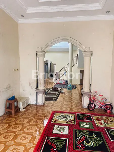 image RUMAH MEWAH TINGKAT 2 STRATEGIS , DEKAT PERUM PESONA MAHAKAM (5)