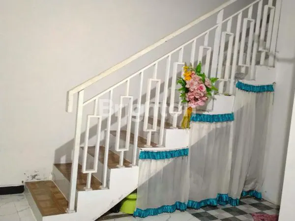 image RUMAH 2 LANTAI FULL RENOV KLODRAN DEKAT KE PINTU TOL SOLO (8)