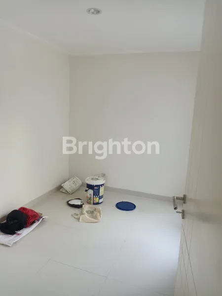 image RUMAH BARU GRESS DI PURI SURYA JAYA SIDOARJO (3)