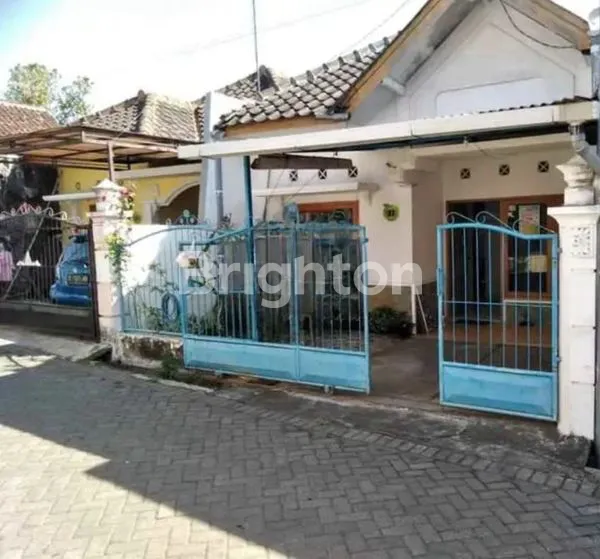 image RUMAH LT 108M2 HANYA 3 MENIT KE ALUN ALUN BATU KOTA MALANG (2)