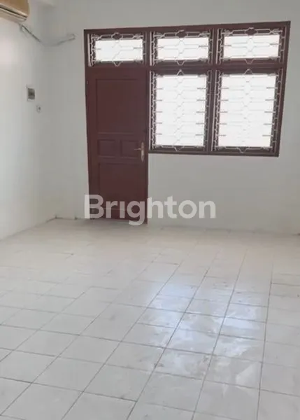 image DI SEWAKAN RUKO 3 LANTAI DI GATOT SUBROTO TIMUR (2)