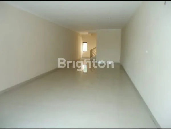 image RUKO 3 LANTAI SIAP HUNI DI POS PENGUMBEN JAKARTA BARAT (3)