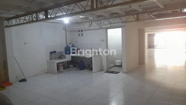 image RUKO 2 LANTAI STRATEGIS DI PURI ANJASMORO, DEKAT BANDARA (6)