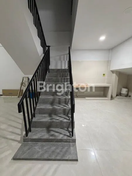 image DISEWAKAN RUKO PASAR ATOM - BARU RENOV - SIAP PAKAI (2)