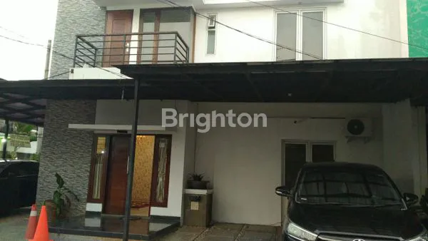 RUMAH 2 LANTAI LT 149M² DI PETUKANGAN, SHM, SIAP HUNI