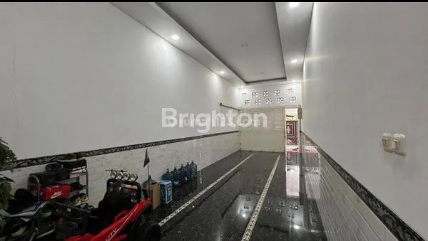 image RUMAH MEWAH 2 LANTAI LT 470M² LENGKAP DENGAN KOLAM RENANG DI DUREN SAWIT (6)