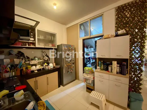 image RUMAH BAGUS SIAP HUNI MERUYA SELATAN KEMBANGAN JAKARTA BARAT BEBAS BANJIR (6)